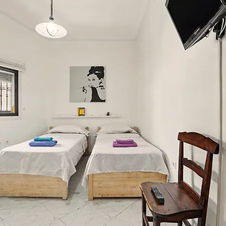 2-bedroom In Cristianos شقة *