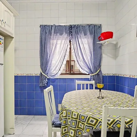 شقة 2-bedroom In Cristianos *